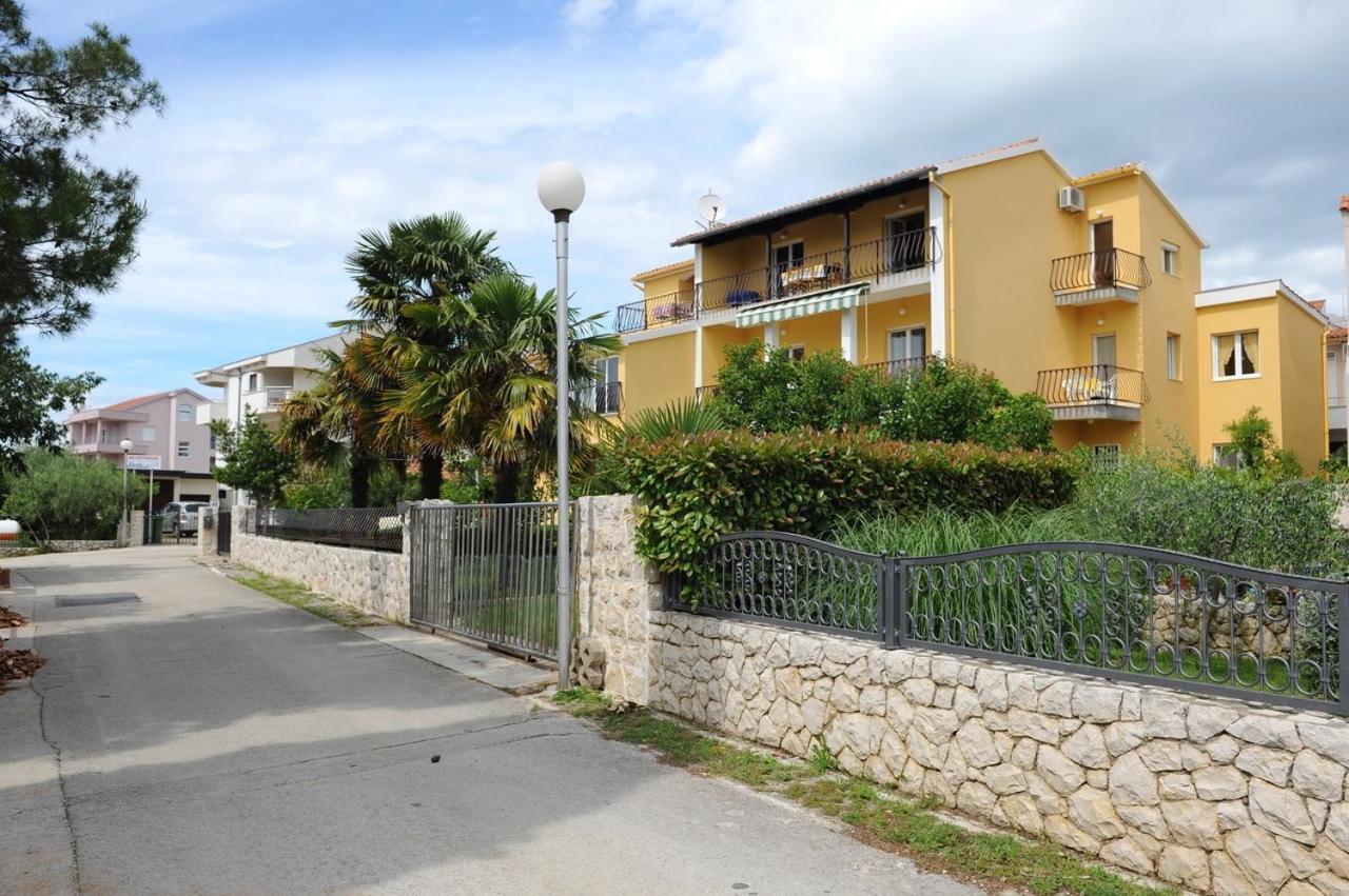 Apartments With A Parking Space Zadar - Diklo, Zadar - 5880 Εξωτερικό φωτογραφία